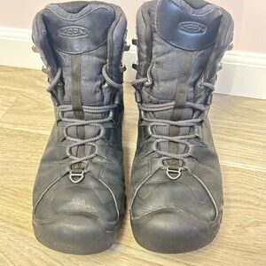 KEEN Mens 11.5 Black Insulated Waterproof Winter Hiking Boots Gorpcore Outdoor